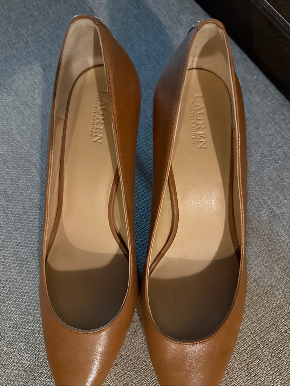 Ralph Lauren Tan Leather Pointed-Toe Pump - Women - Picture 4 of 7